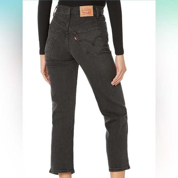 Levi's Women's Ribcage Straight Ankle Jeans - Picture 4 of 10